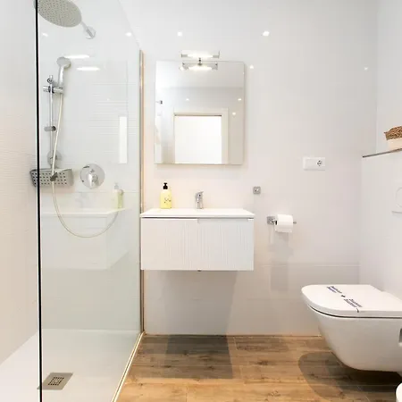 Luxury Sea View Apartment *